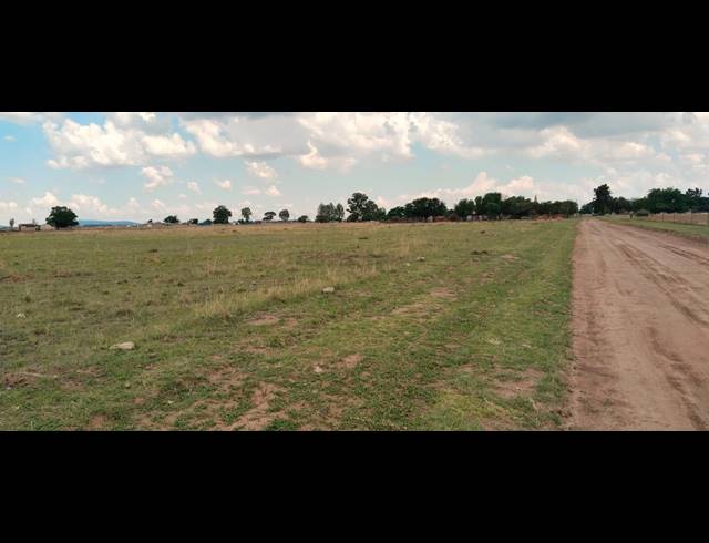 26,475M² VACANT LAND FOR SALE IN BOLTONWOLD